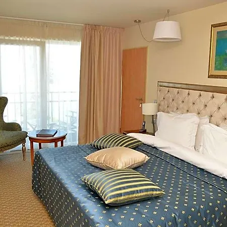 Carmen International Venus - Fost Becali Hotel